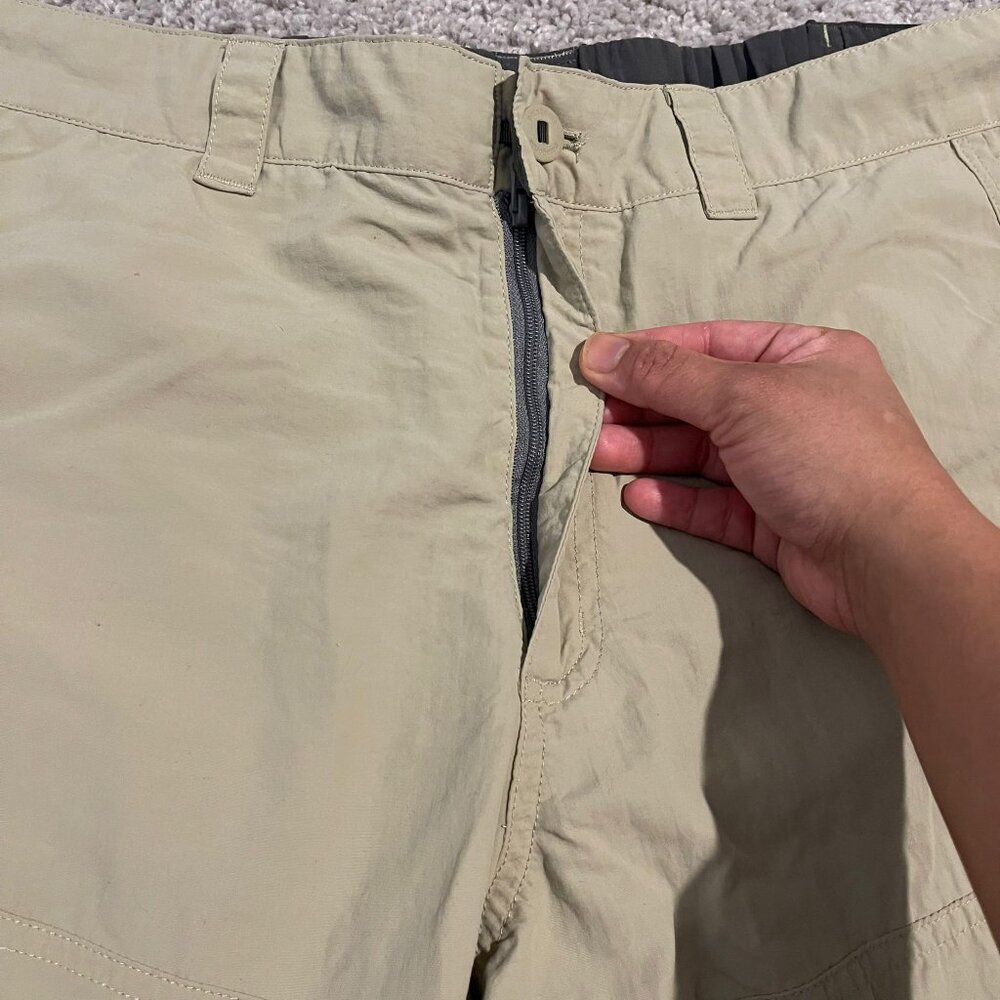 Patagonia Pants Mens Large Beige Sandy Cay Lightweight Nylon Hiking Cargo 82091 - Picture 14 of 16
